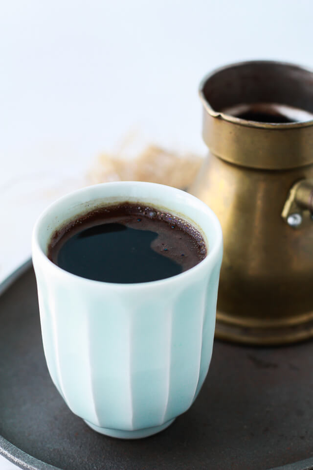 How to make Turkish coffee on the stovetop with a kanaka